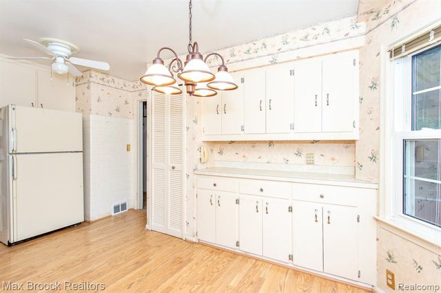 1852 Edgewood Boulevard, Berkley, MI 48072
