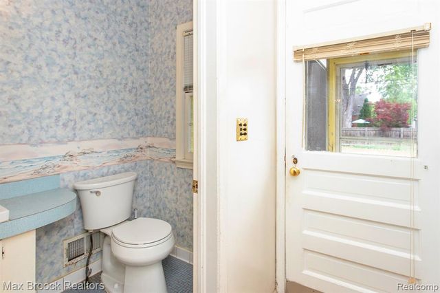 1852 Edgewood Boulevard, Berkley, MI 48072
