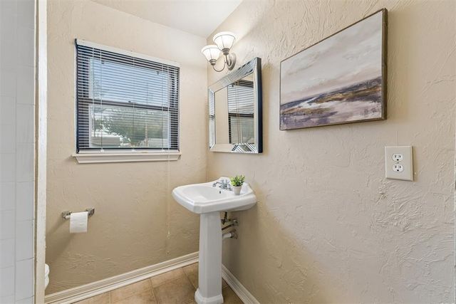 5737 NW 47th Street, Oklahoma City, OK 73122