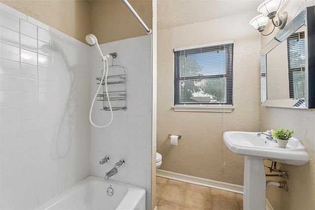 5737 NW 47th Street, Oklahoma City, OK 73122