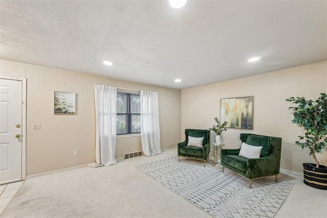 5737 NW 47th Street, Oklahoma City, OK 73122