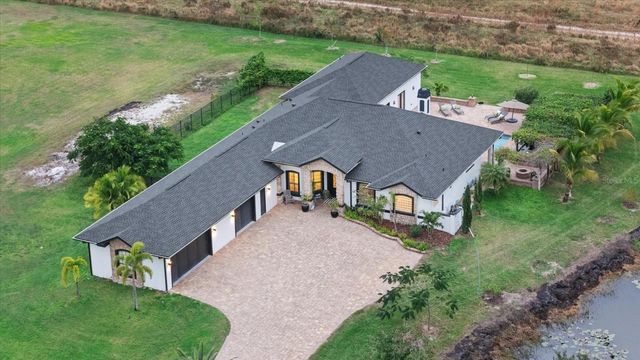 5301 SADDLE OAK TRAIL, Sarasota, FL 34241