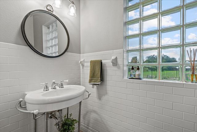 5301 SADDLE OAK TRAIL, Sarasota, FL 34241