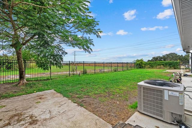 5301 SADDLE OAK TRAIL, Sarasota, FL 34241