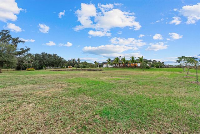 5301 SADDLE OAK TRAIL, Sarasota, FL 34241