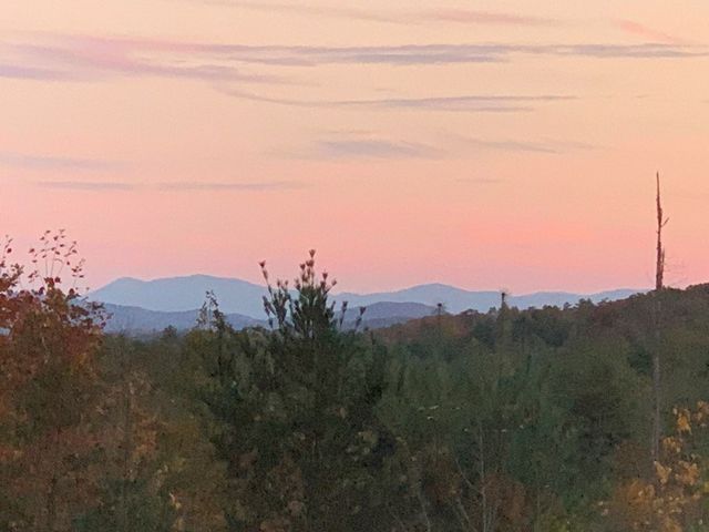 3530 Grape Creek Road, Murphy, NC 28906