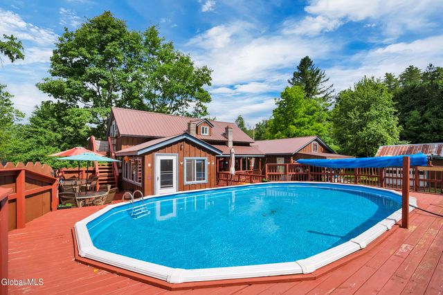 40 Lake Tour Road, Lake Luzerne, NY 12846