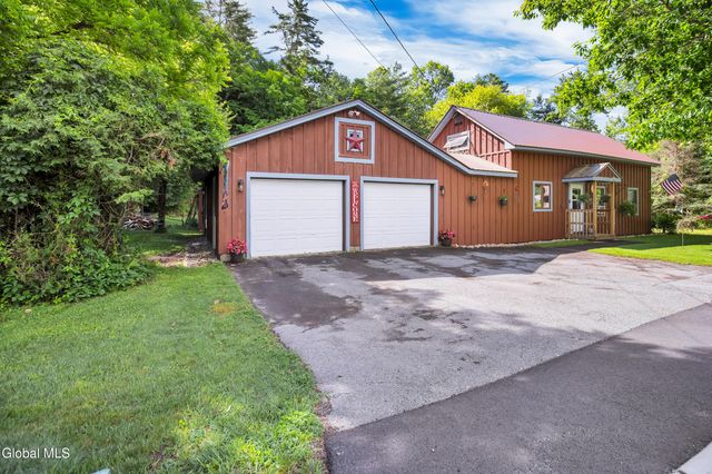 40 Lake Tour Road, Lake Luzerne, NY 12846