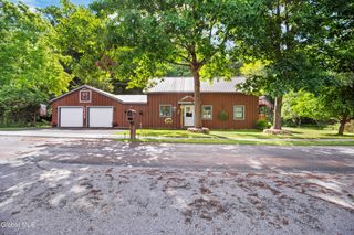 40 Lake Tour Road, Lake Luzerne, NY 12846