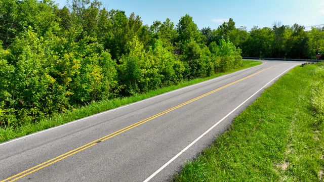 7725 Nolensville Rd, Nolensville, TN 37135
