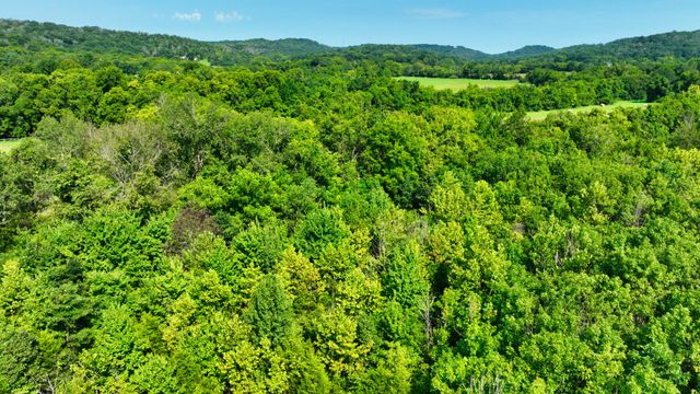 7725 Nolensville Rd, Nolensville, TN 37135