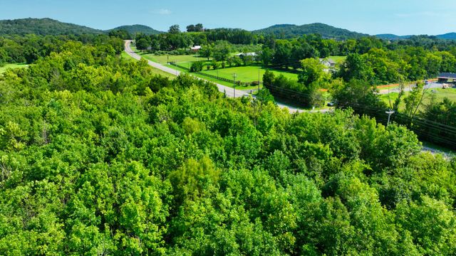 7725 Nolensville Rd, Nolensville, TN 37135