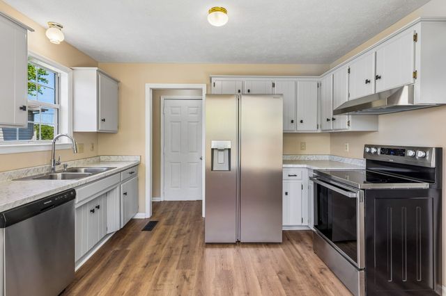 103 Natchez Ct, S, La Vergne, TN 37086