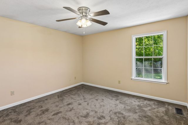 103 Natchez Ct, S, La Vergne, TN 37086