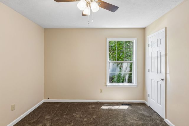 103 Natchez Ct, S, La Vergne, TN 37086