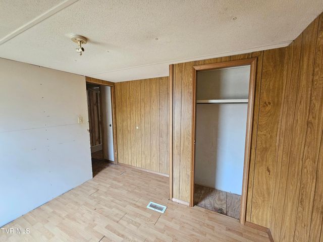 4662 Marvin Road, Bulls Gap, TN 37711