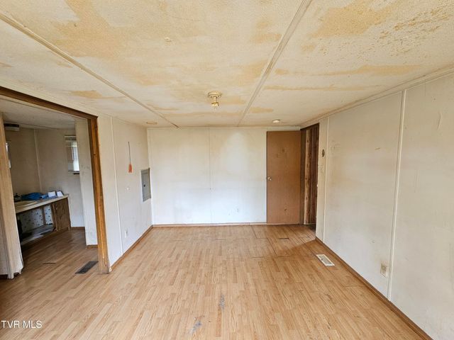 4662 Marvin Road, Bulls Gap, TN 37711
