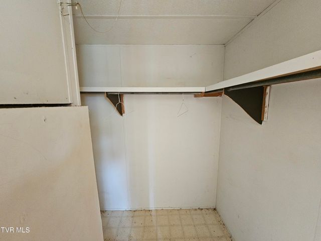 4662 Marvin Road, Bulls Gap, TN 37711