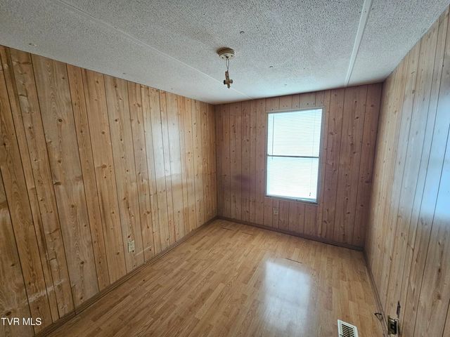 4662 Marvin Road, Bulls Gap, TN 37711