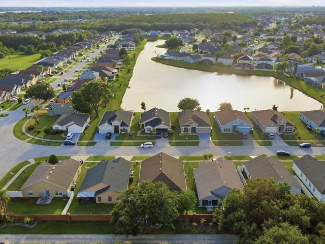 2104 MALLARD CREEK CIRCLE, Kissimmee, FL 34743