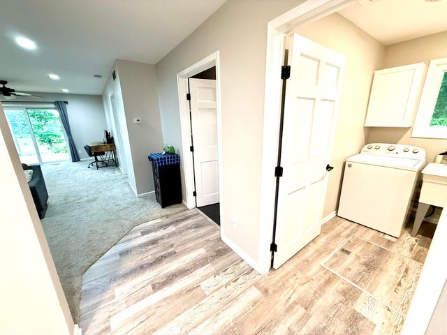 13955 Rattalee Lake Road, Springfield Twp, MI 48350