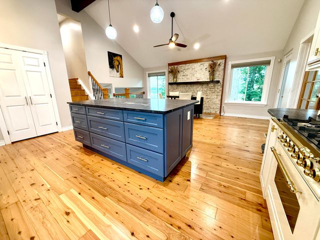 13955 Rattalee Lake Road, Springfield Twp, MI 48350
