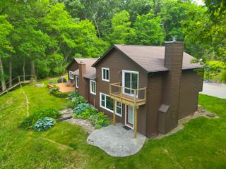 13955 Rattalee Lake Road, Springfield Twp, MI 48350