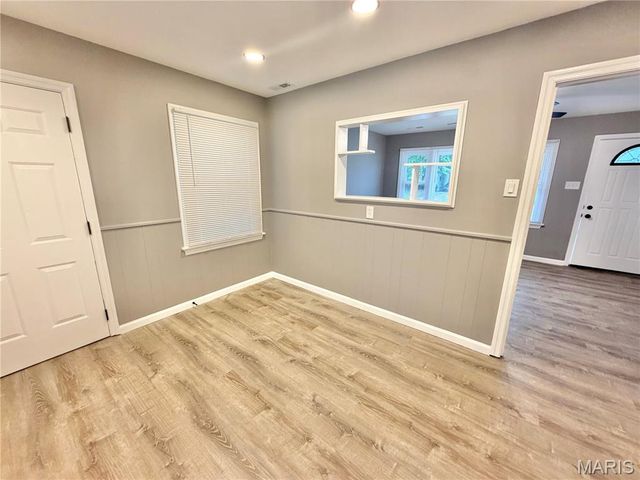 3441 Saint Clovis Lane, St Ann, MO 63074