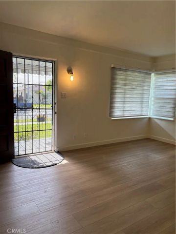2037 N Brighton, Burbank, CA 91504