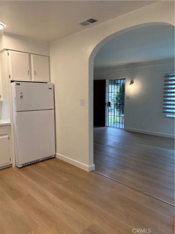 2037 N Brighton, Burbank, CA 91504