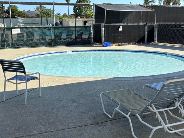 11124 Poblado, San Diego, CA 92127