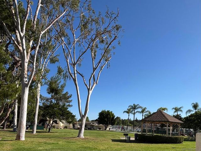 11124 Poblado, San Diego, CA 92127