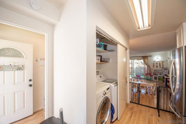 11124 Poblado, San Diego, CA 92127