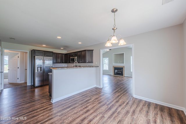 105 Gobbler'S Way, Richlands, NC 28574