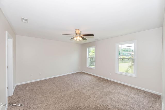 105 Gobbler'S Way, Richlands, NC 28574