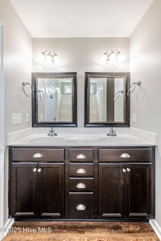 105 Gobbler'S Way, Richlands, NC 28574