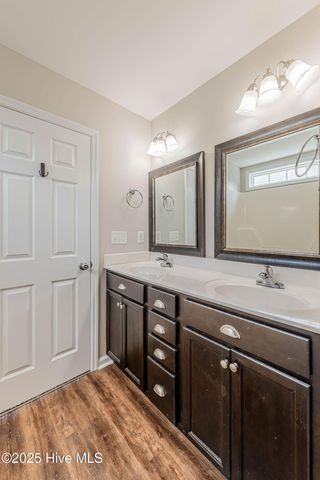 105 Gobbler'S Way, Richlands, NC 28574