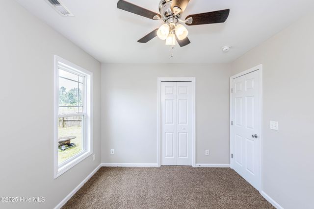 105 Gobbler'S Way, Richlands, NC 28574