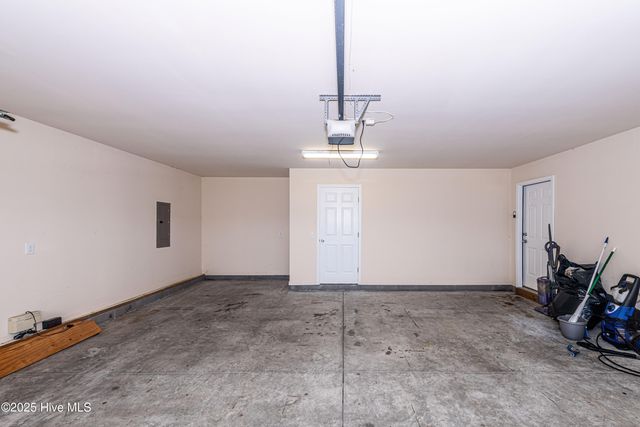 105 Gobbler'S Way, Richlands, NC 28574