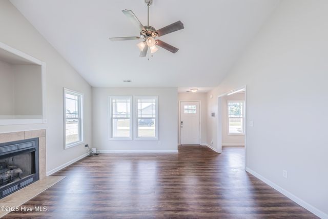 105 Gobbler'S Way, Richlands, NC 28574