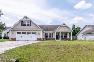 105 Gobbler'S Way, Richlands, NC 28574
