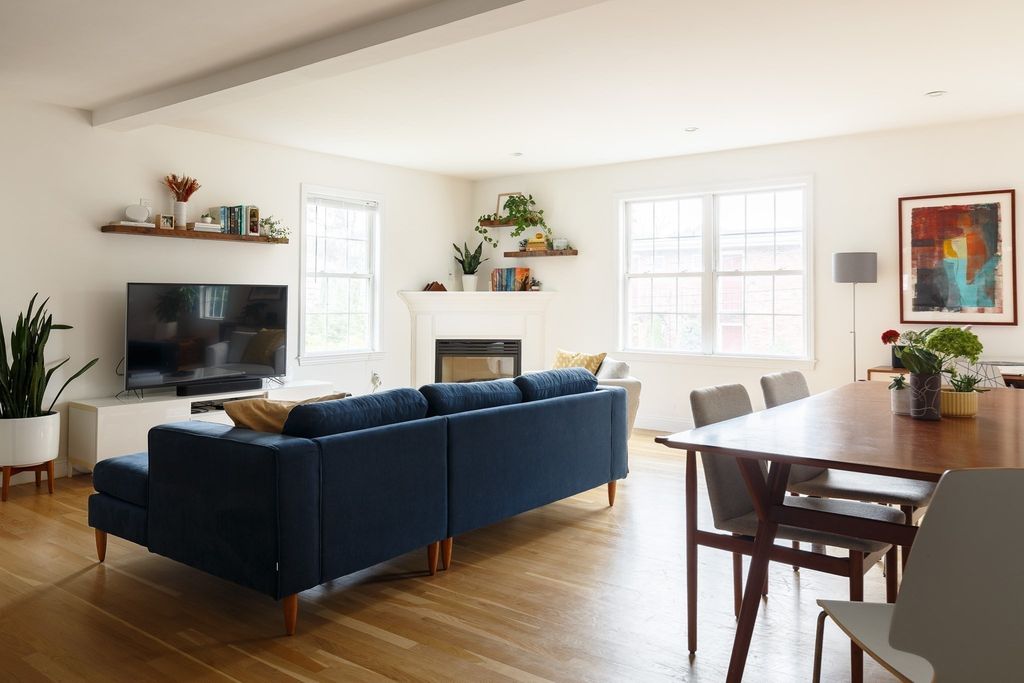 15 Parkers Ln 1, Waltham, MA 02453