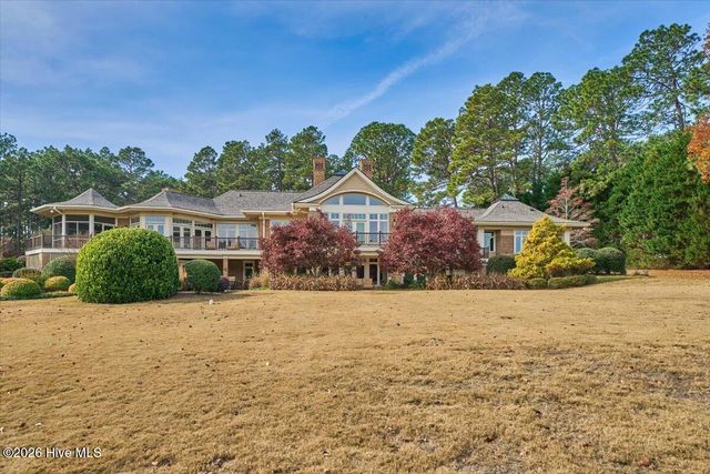 475 Lake Dornoch Drive, Pinehurst, NC 28374