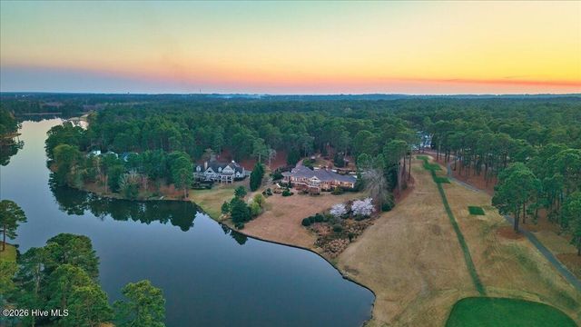 475 Lake Dornoch Drive, Pinehurst, NC 28374