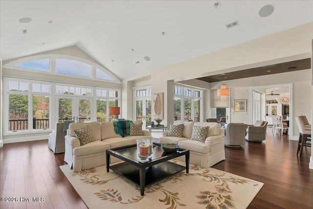 475 Lake Dornoch Drive, Pinehurst, NC 28374