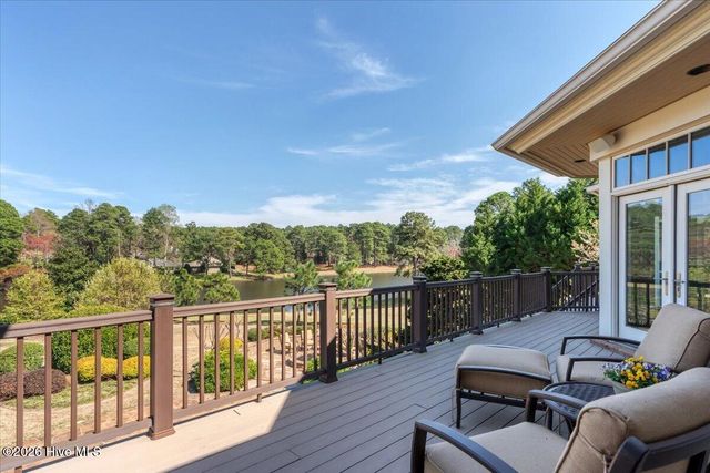 475 Lake Dornoch Drive, Pinehurst, NC 28374