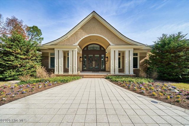 475 Lake Dornoch Drive, Pinehurst, NC 28374