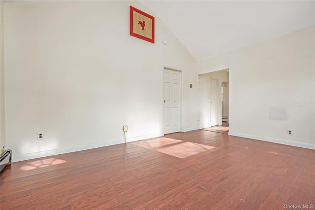 7 1st Street, Nesconset, NY 11767