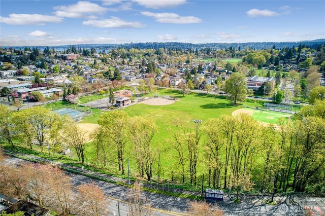 4560 34th Avenue S, Seattle, WA 98118
