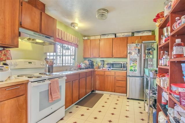 4560 34th Avenue S, Seattle, WA 98118